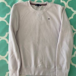Tommy Hilfiger crewneck!!